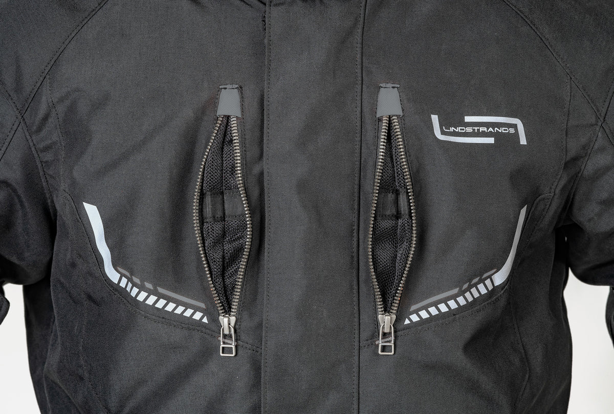 Lindstrands textile jacket Lomsen Black