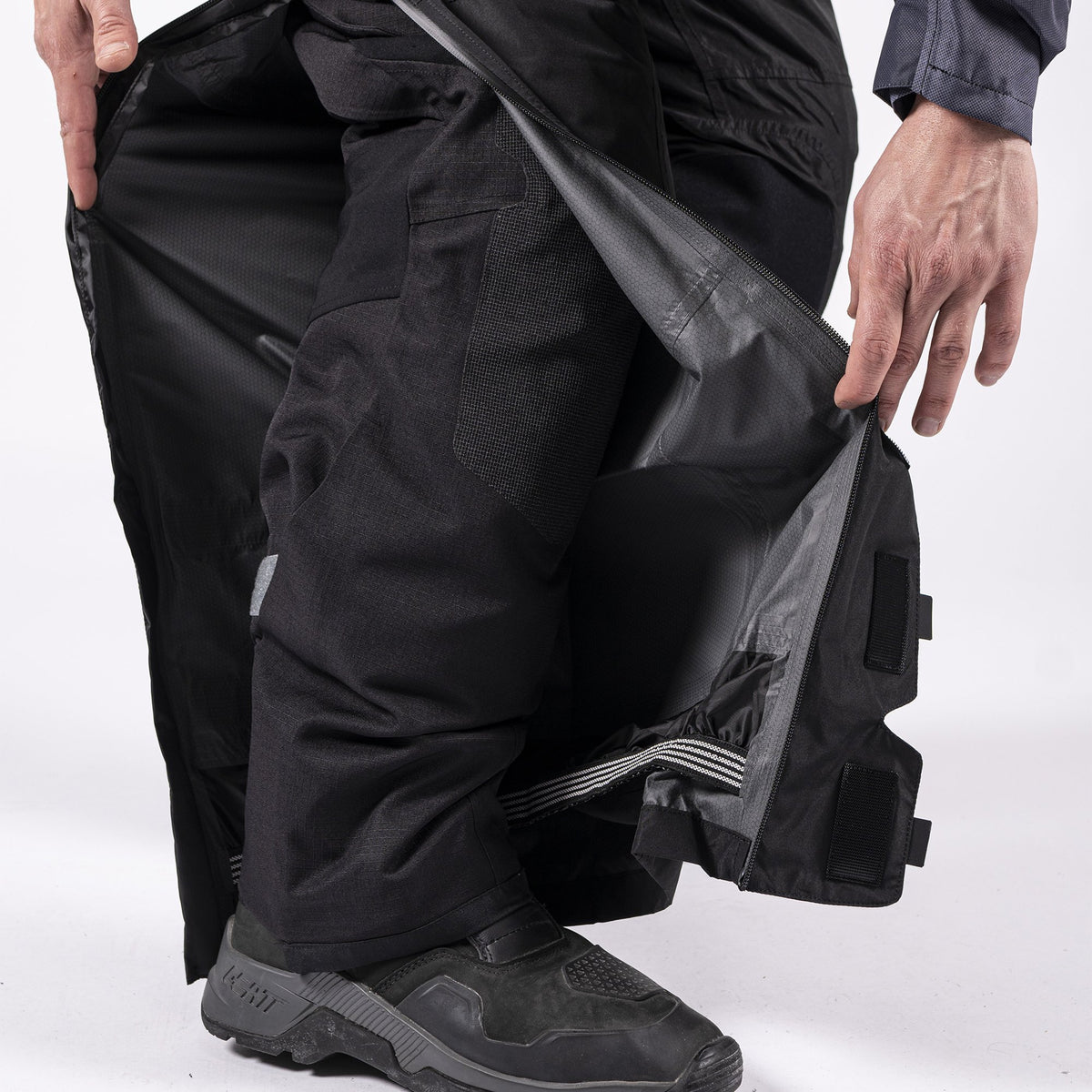 Leatt Pant ADV Rain Cover Black