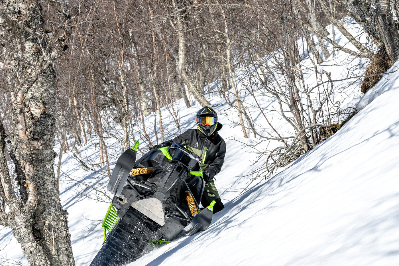 AMOQ Dynamic Monosuit Insulated Black/Military Green/Hivis