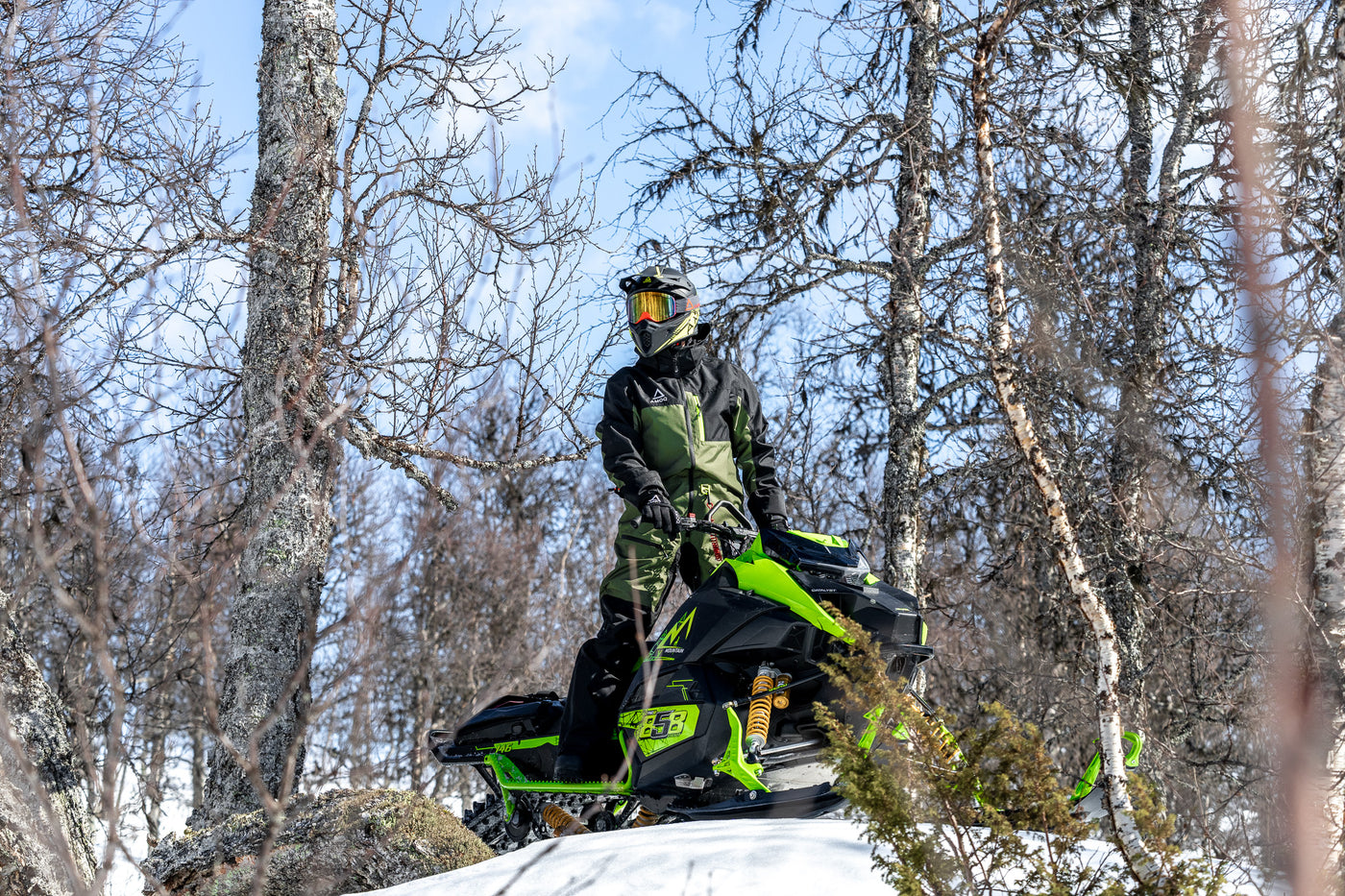 AMOQ Dynamic Monosuit Black/Military Green/Hivis