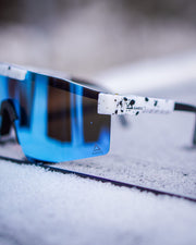 AMOQ Comet Sunglasses White Splash - Blue Mirror